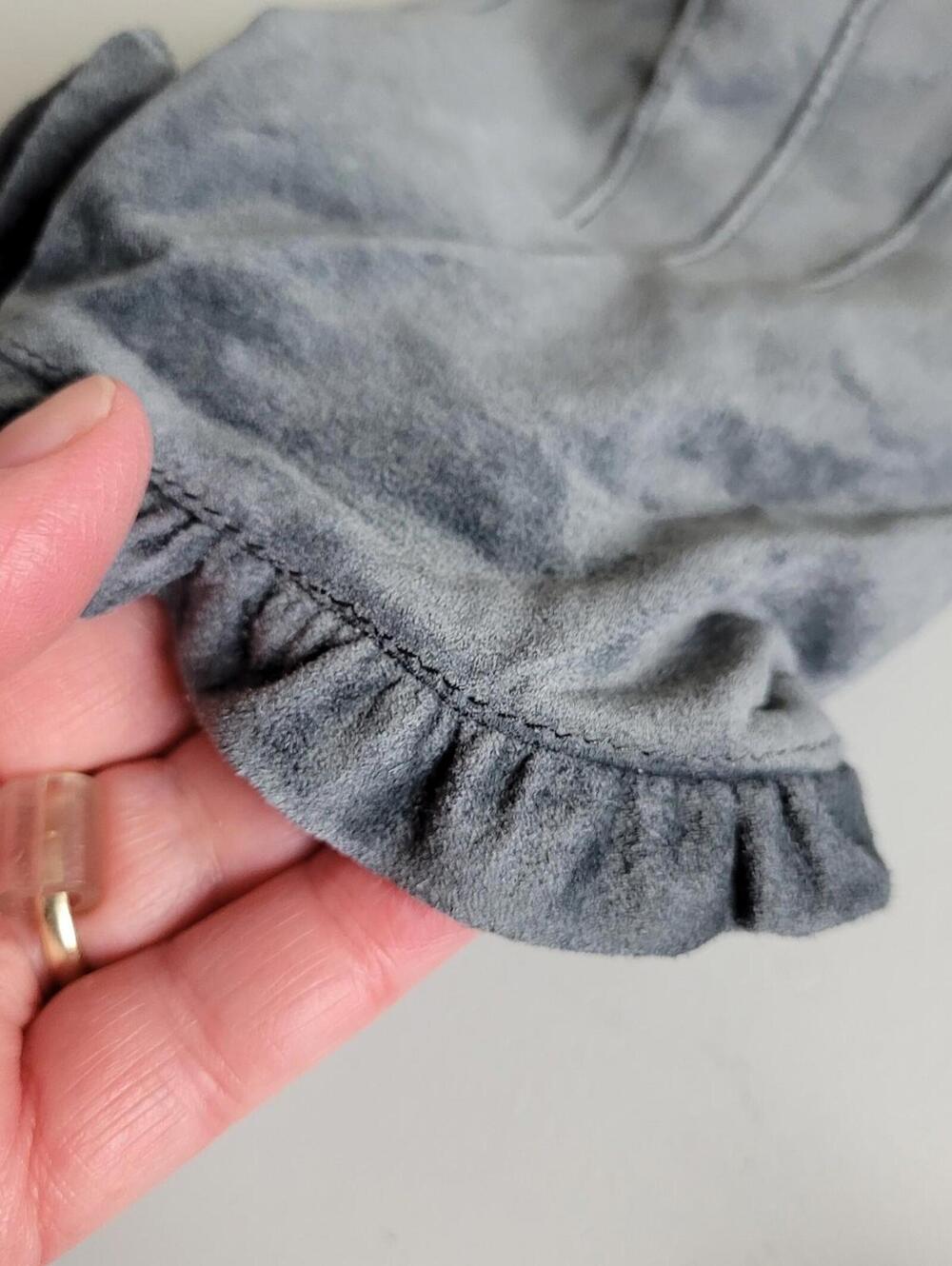 Gray Suede Gloves Tan Knit Lining Soft  Ruffle Winter Womens Medium